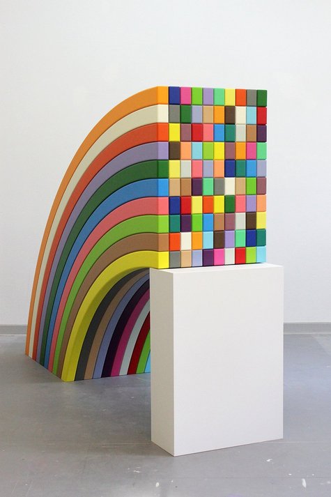 <p>Franz Schmidt, somewhere , 2015, Holz, MDF, Farbe, 200 x 288 x 70 cm, Foto: Franz Schmidt</p>